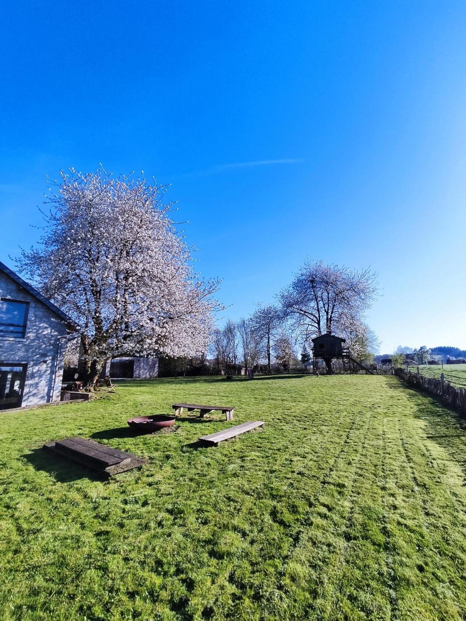 Gerestaureerde Hoeve Met Zicht Durbuy Exterior photo